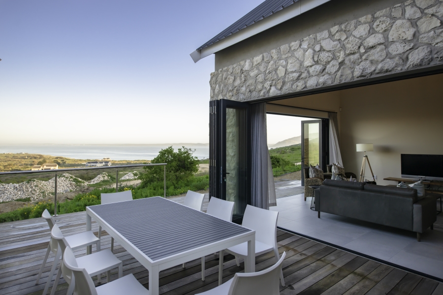 To Let 3 Bedroom Property for Rent in Shark Bay Estate Western Cape